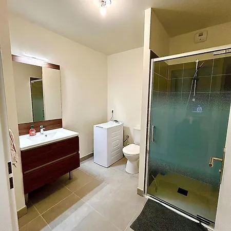 Au Bord De La Et De La Foret Apartament